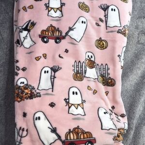 Isaac Mizrahi Pink Halloween Decorative Throw